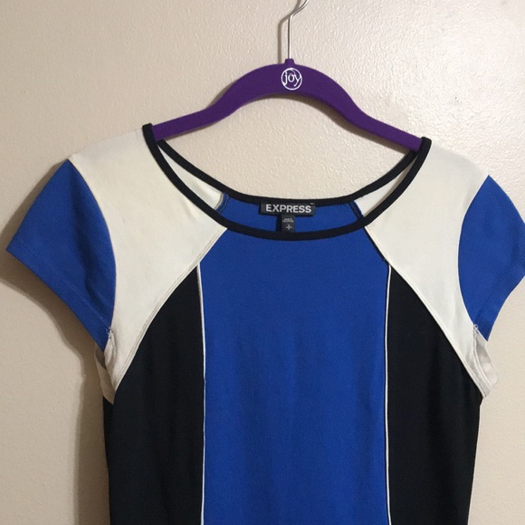 Express dress - Picture 3 of 6